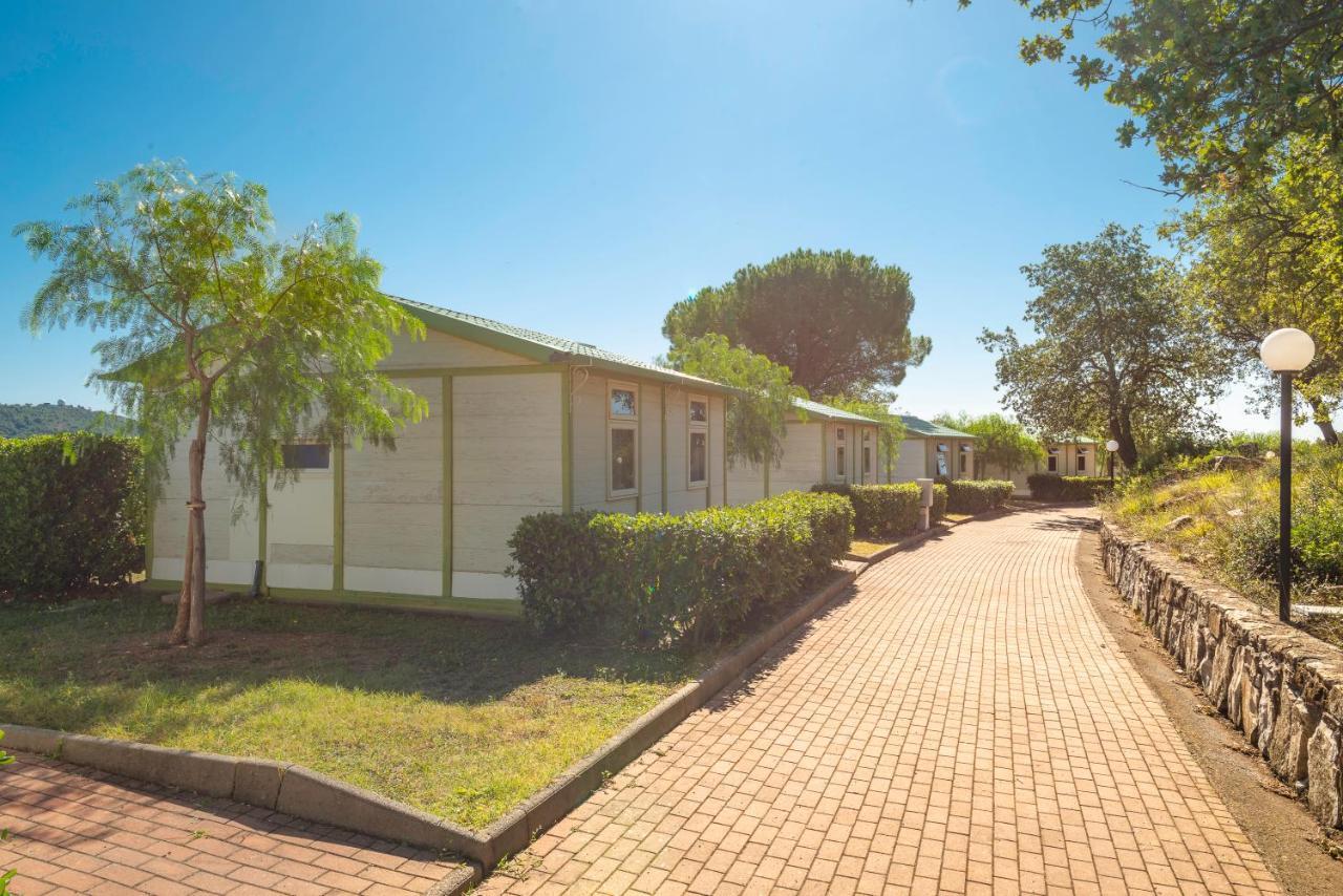 Villaggio Colombo Nuova Gestione Marina dʼMarina dʼAndora Extérieur photo